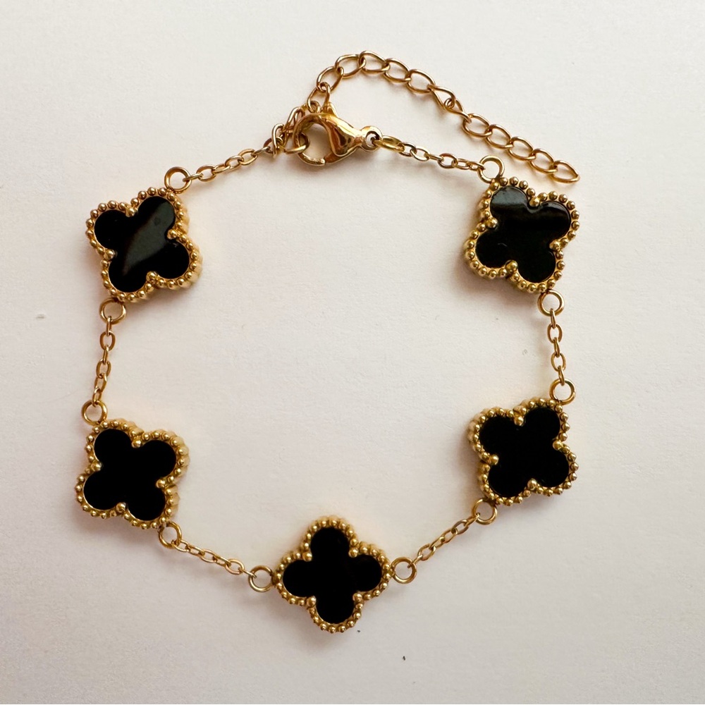 Gold+Black Clover Bracelet